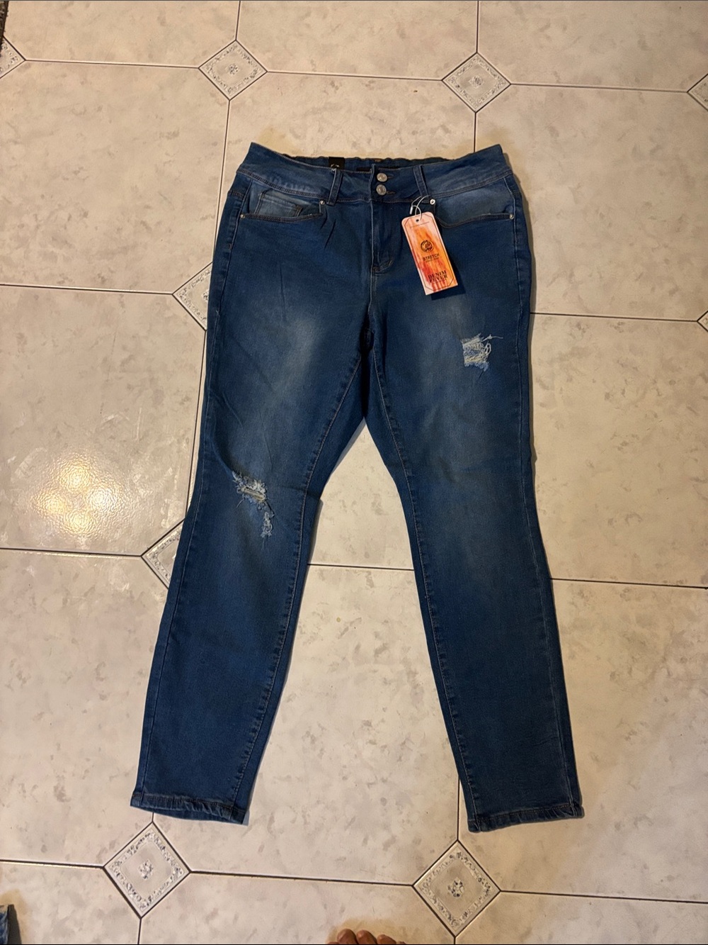 Women’s Dark Blue Skinny Jeans with Distressed Accents